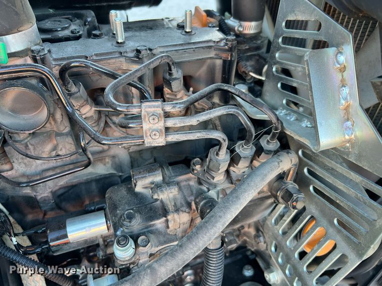 image for item MH9983 2021 John Deere 1025R  MFWD tractor