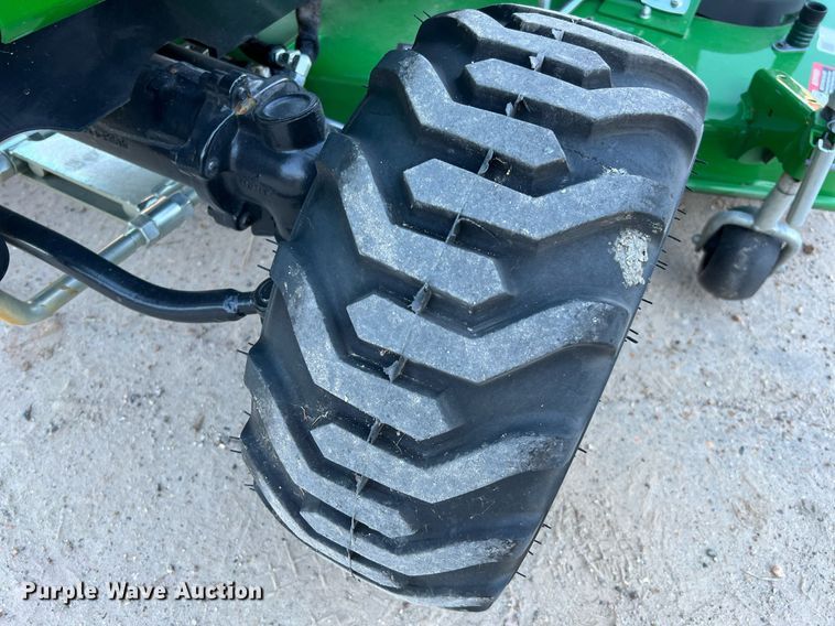 image for item MH9983 2021 John Deere 1025R  MFWD tractor