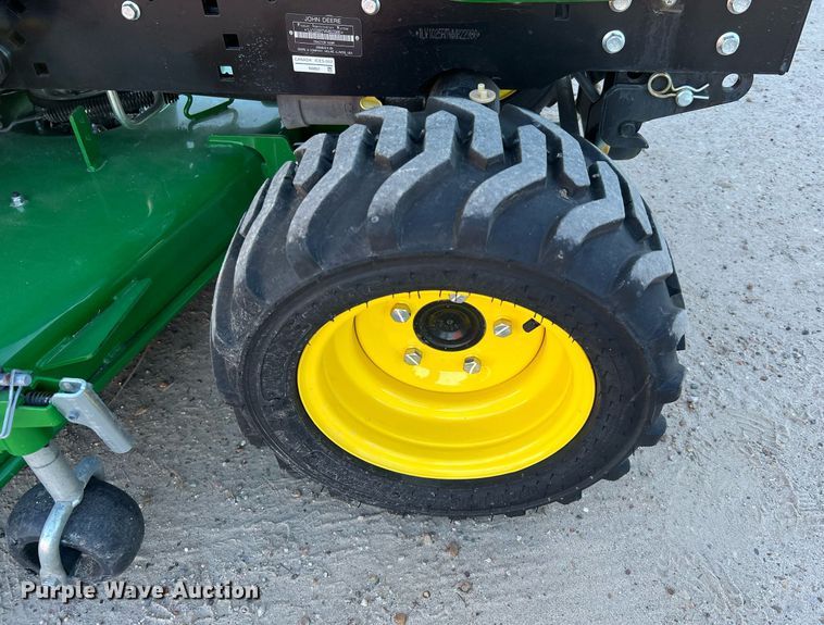 image for item MH9983 2021 John Deere 1025R  MFWD tractor