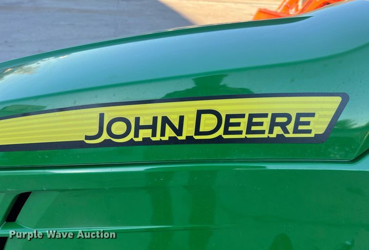 image for item MH9983 2021 John Deere 1025R  MFWD tractor