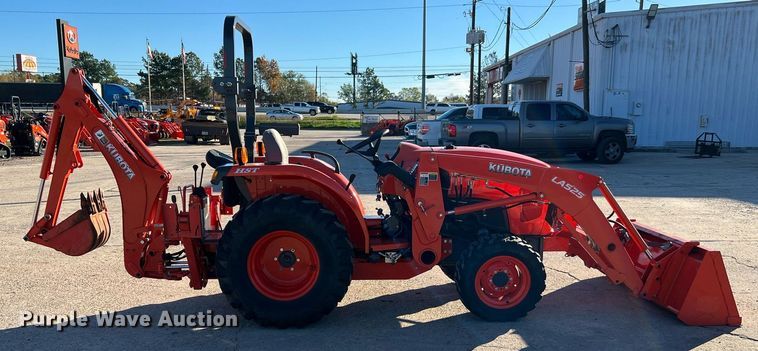 image for item MH9984 2018 Kubota L3301HST  MFWD tractor