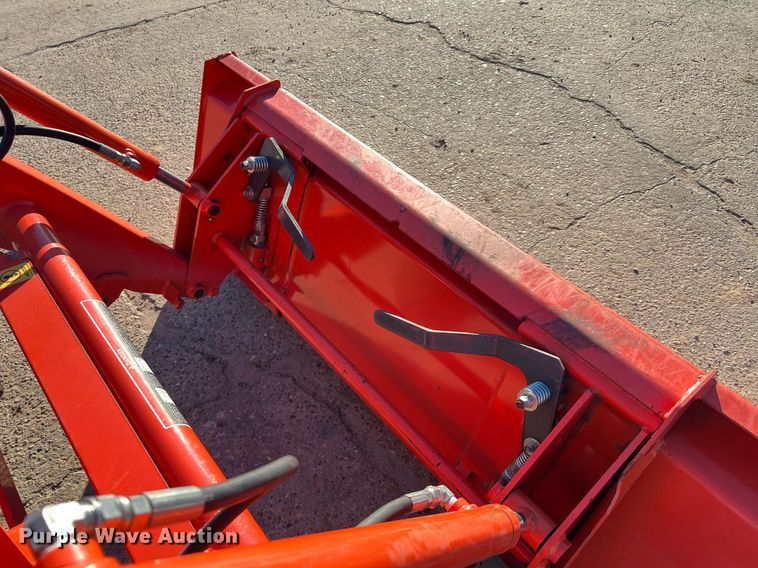 image for item MH9984 2018 Kubota L3301HST  MFWD tractor