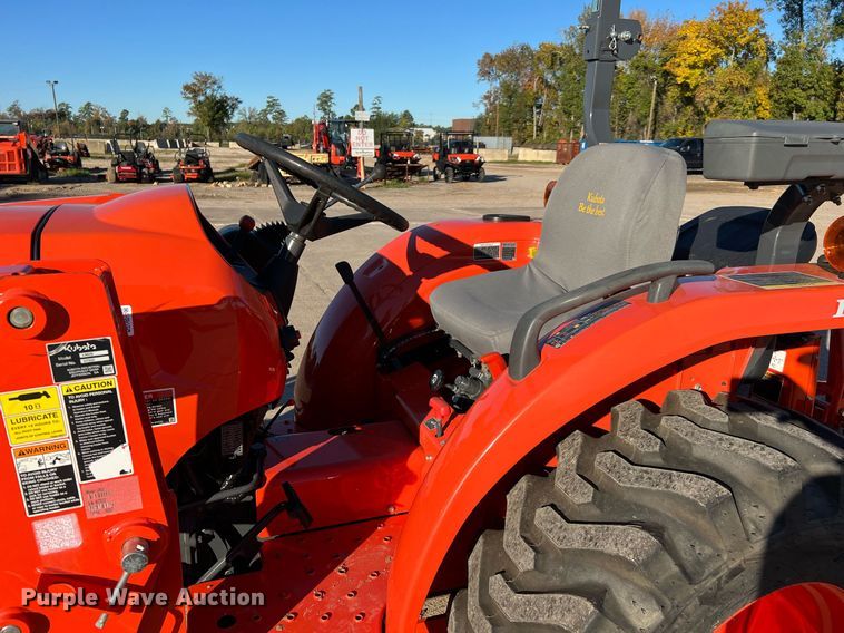 image for item MH9984 2018 Kubota L3301HST  MFWD tractor