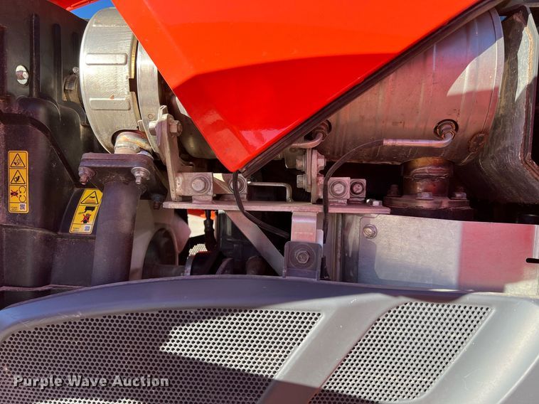 image for item MH9984 2018 Kubota L3301HST  MFWD tractor