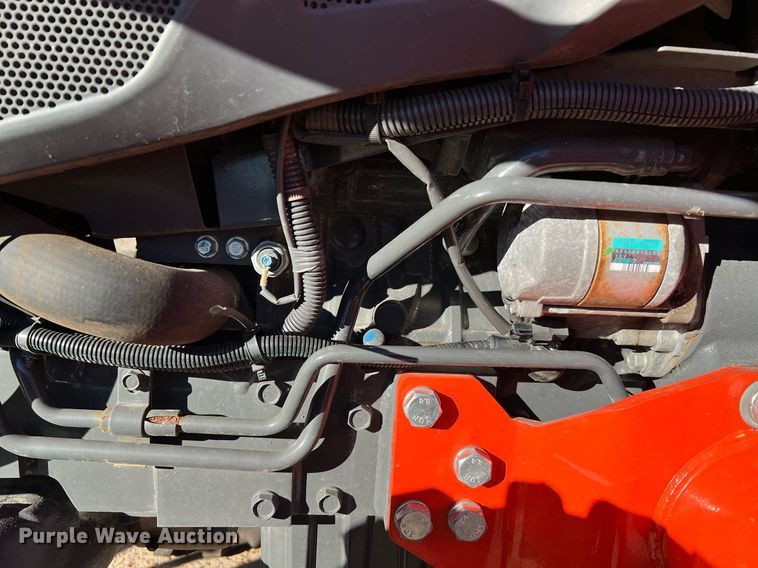 image for item MH9984 2018 Kubota L3301HST  MFWD tractor