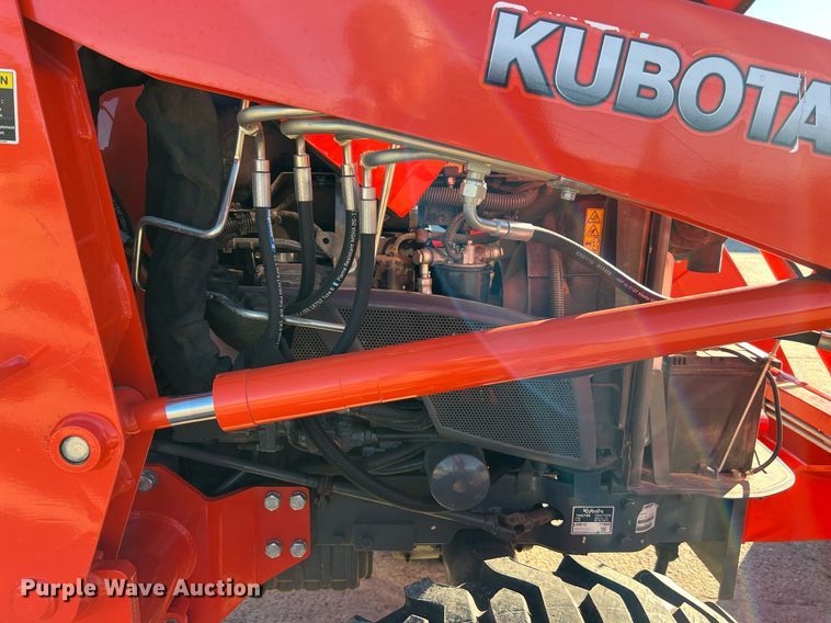 image for item MH9984 2018 Kubota L3301HST  MFWD tractor