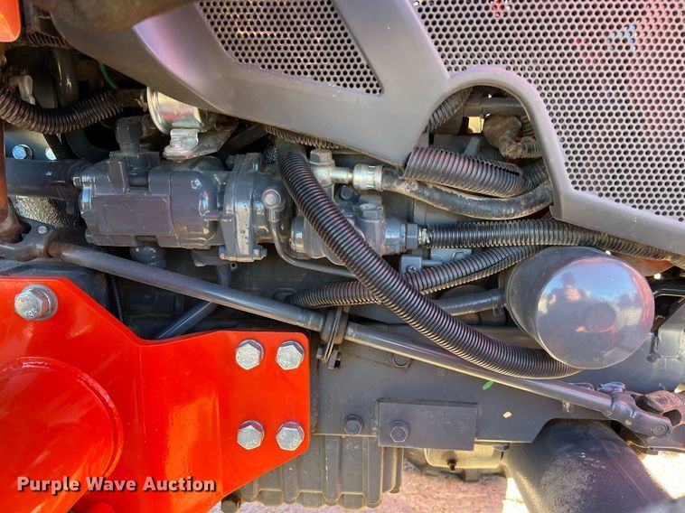 image for item MH9984 2018 Kubota L3301HST  MFWD tractor