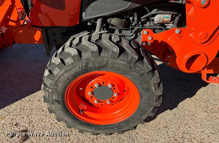 image for item MH9984 2018 Kubota L3301HST  MFWD tractor