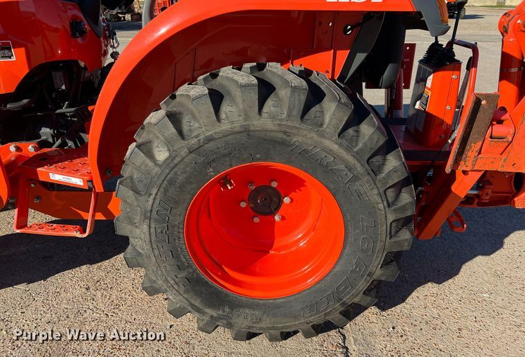 image for item MH9984 2018 Kubota L3301HST  MFWD tractor
