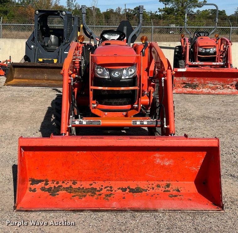 image for item MH9996 2017 Kubota L2501HST  MFWD tractor