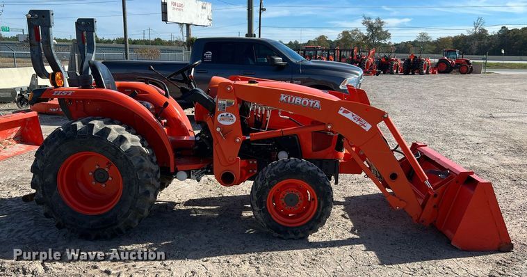 image for item MH9996 2017 Kubota L2501HST  MFWD tractor