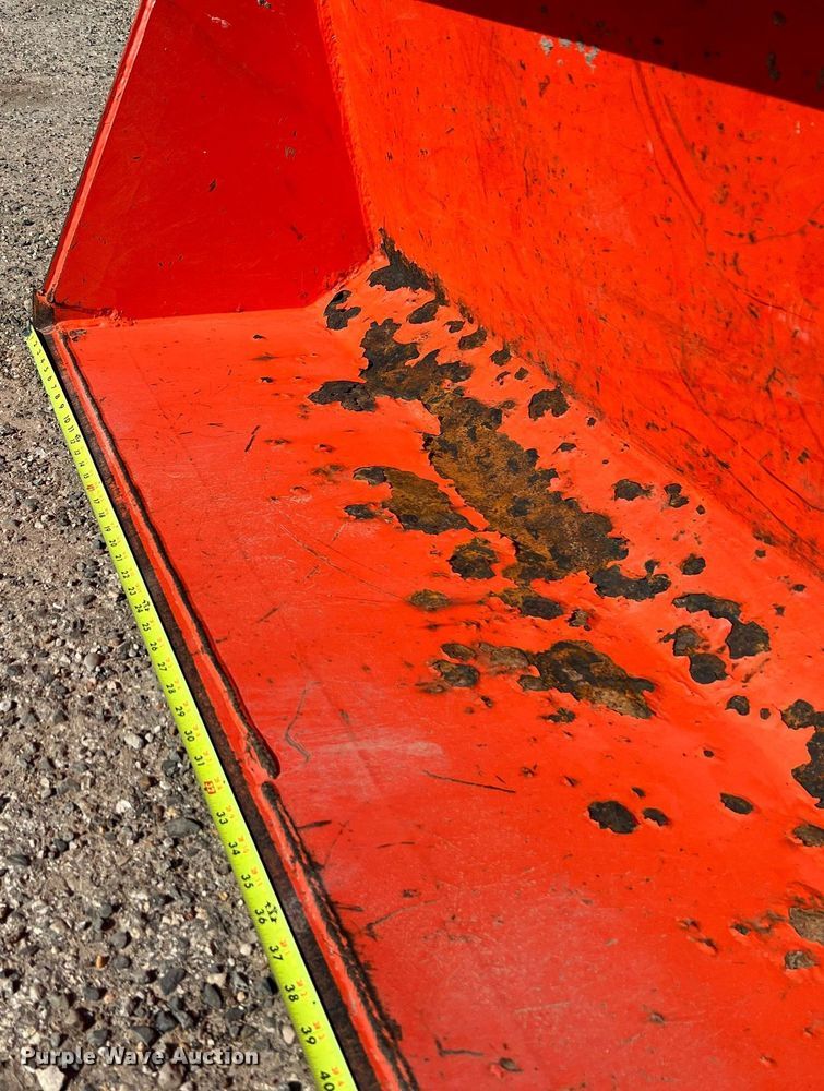 image for item MH9996 2017 Kubota L2501HST  MFWD tractor