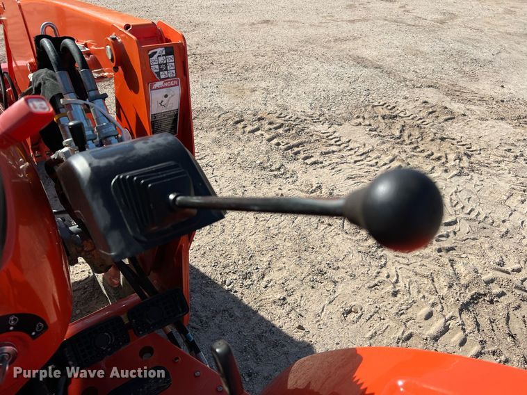 image for item MH9996 2017 Kubota L2501HST  MFWD tractor