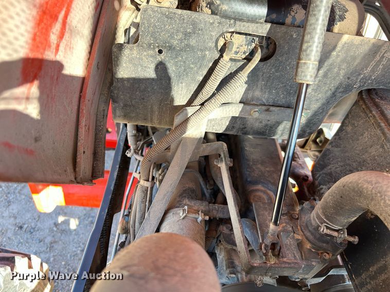 image for item MH9996 2017 Kubota L2501HST  MFWD tractor