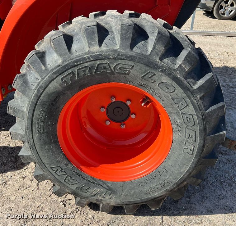 image for item MH9996 2017 Kubota L2501HST  MFWD tractor