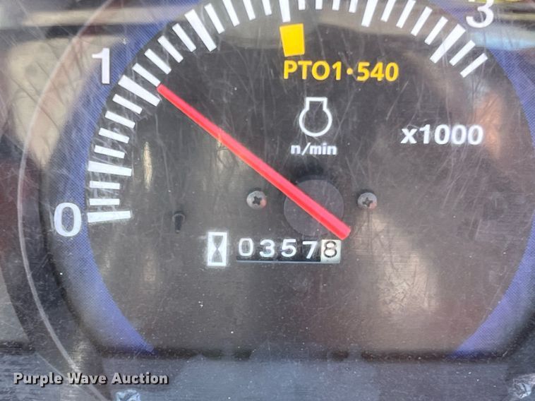 image for item MH9996 2017 Kubota L2501HST  MFWD tractor