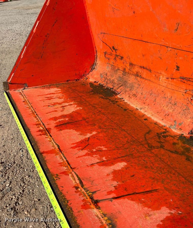 image for item MH9998 2013 Kubota M5140DT  MFWD tractor