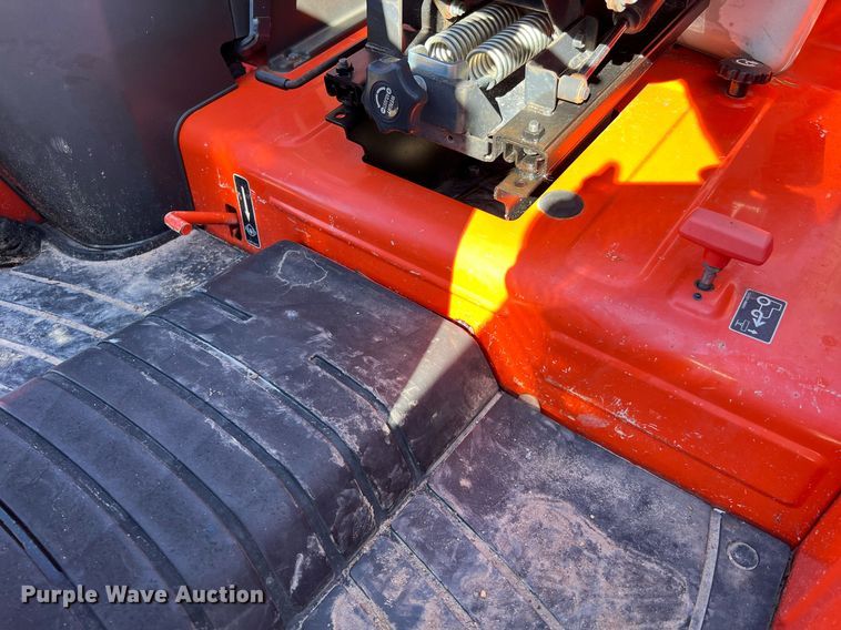 image for item MH9998 2013 Kubota M5140DT  MFWD tractor