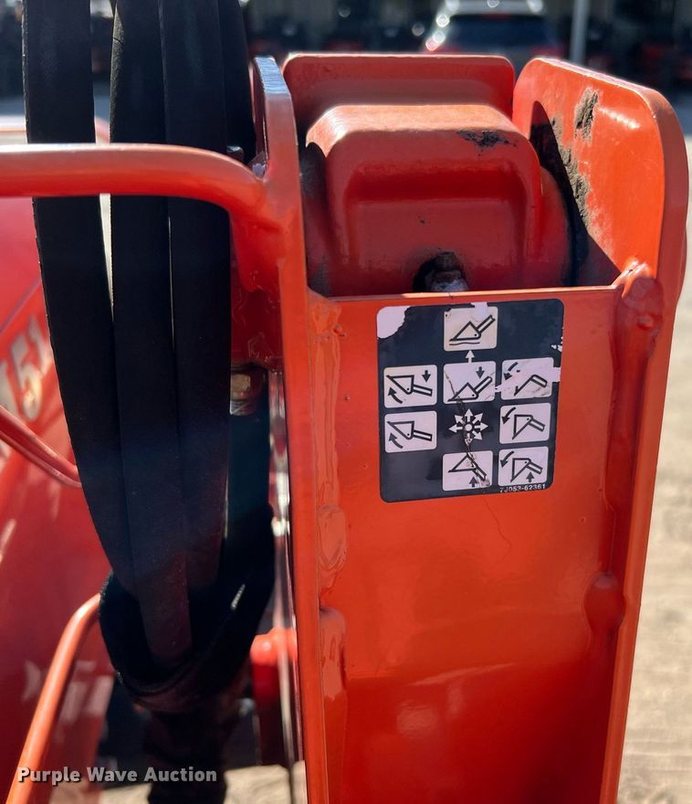 image for item MH9998 2013 Kubota M5140DT  MFWD tractor