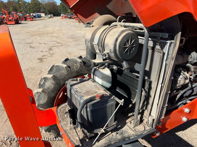 image for item MH9998 2013 Kubota M5140DT  MFWD tractor