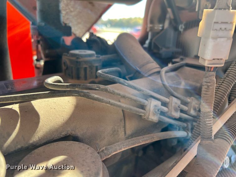 image for item MH9998 2013 Kubota M5140DT  MFWD tractor