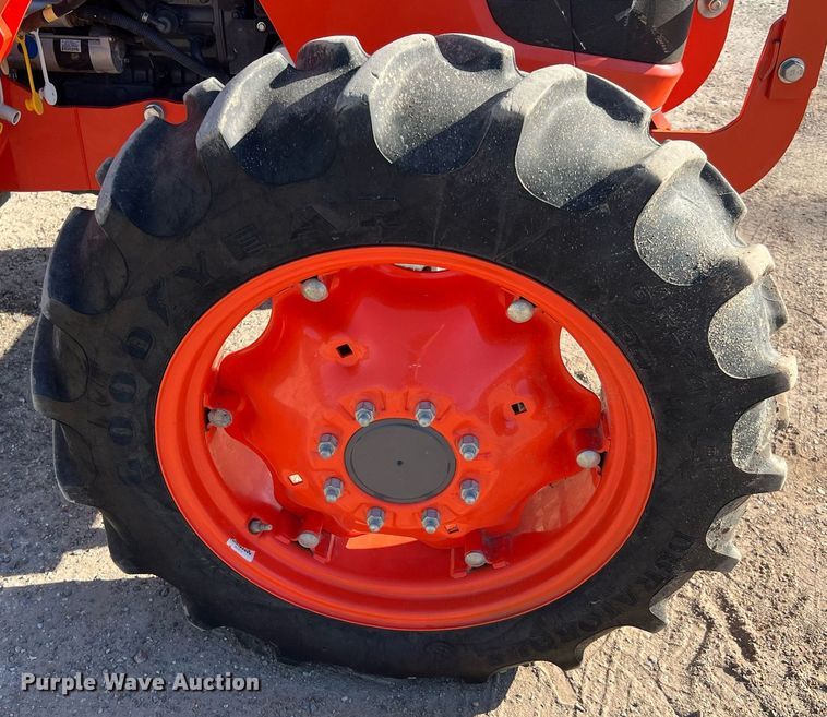 image for item MH9998 2013 Kubota M5140DT  MFWD tractor