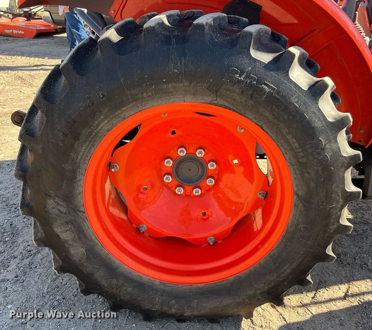 image for item MH9998 2013 Kubota M5140DT  MFWD tractor