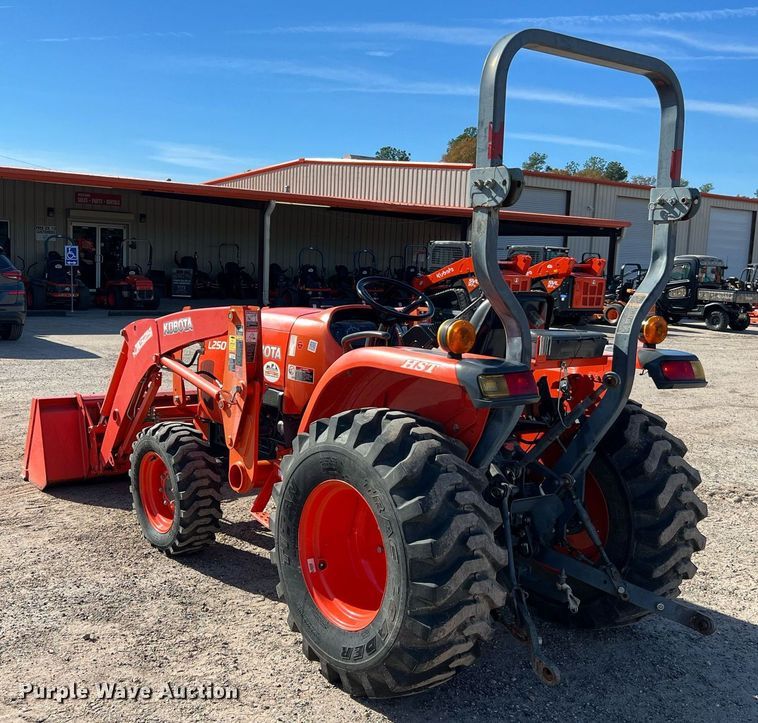 image for item MH9999 2017 Kubota L2501HST  MFWD tractor