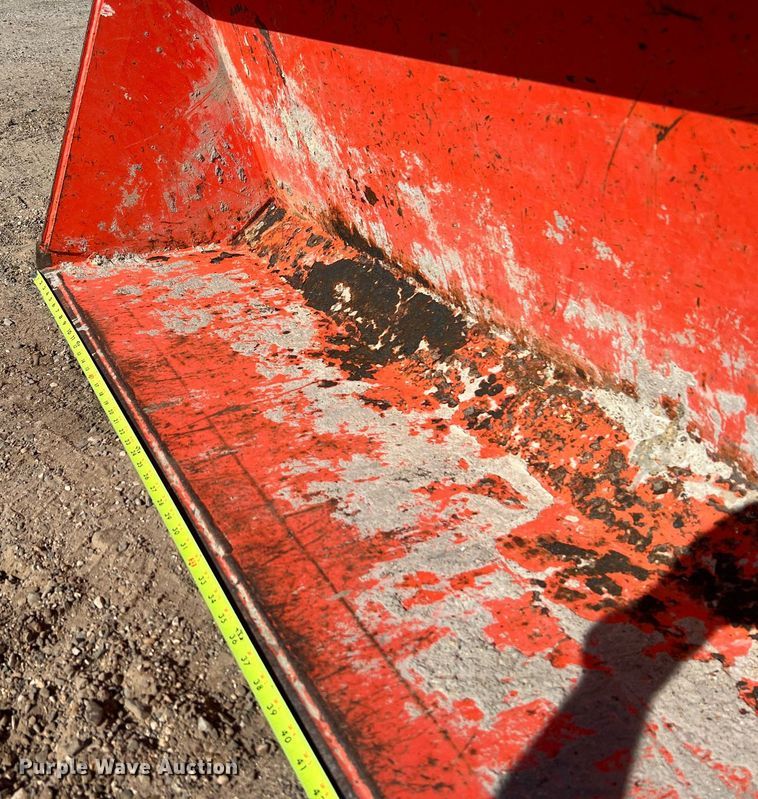 image for item MH9999 2017 Kubota L2501HST  MFWD tractor