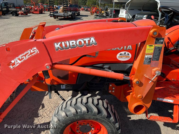 image for item MH9999 2017 Kubota L2501HST  MFWD tractor