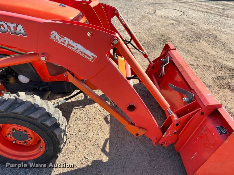 image for item MH9999 2017 Kubota L2501HST  MFWD tractor