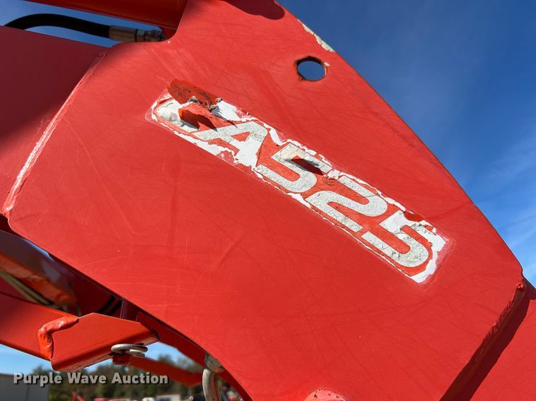 image for item MH9999 2017 Kubota L2501HST  MFWD tractor