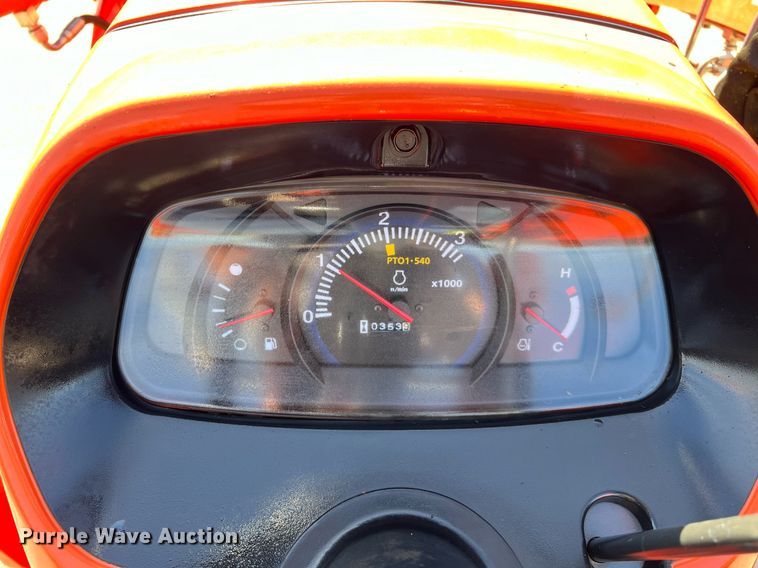 image for item MH9999 2017 Kubota L2501HST  MFWD tractor