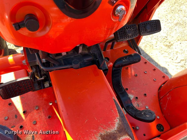 image for item MH9999 2017 Kubota L2501HST  MFWD tractor