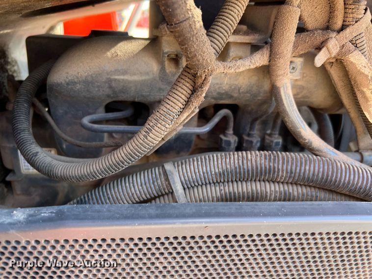 image for item MH9999 2017 Kubota L2501HST  MFWD tractor