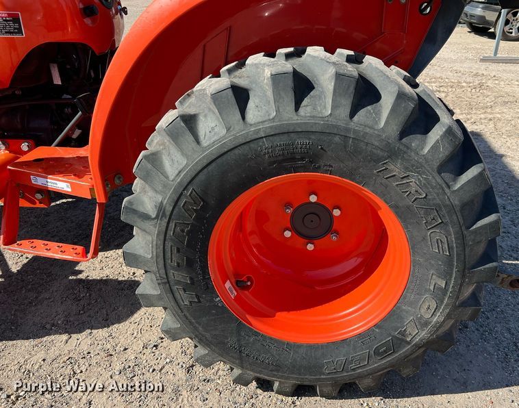 image for item MH9999 2017 Kubota L2501HST  MFWD tractor