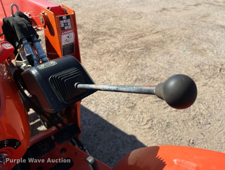 image for item MH9999 2017 Kubota L2501HST  MFWD tractor