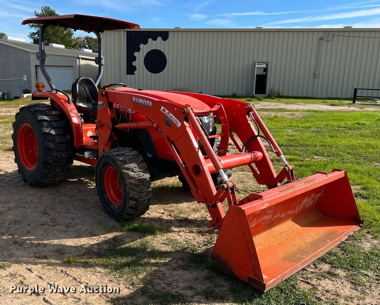 image for item MI9000 2018 Kubota MX5200HST  MFWD tractor