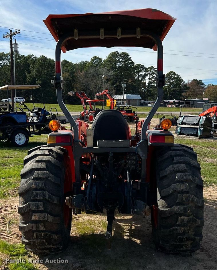 image for item MI9000 2018 Kubota MX5200HST  MFWD tractor