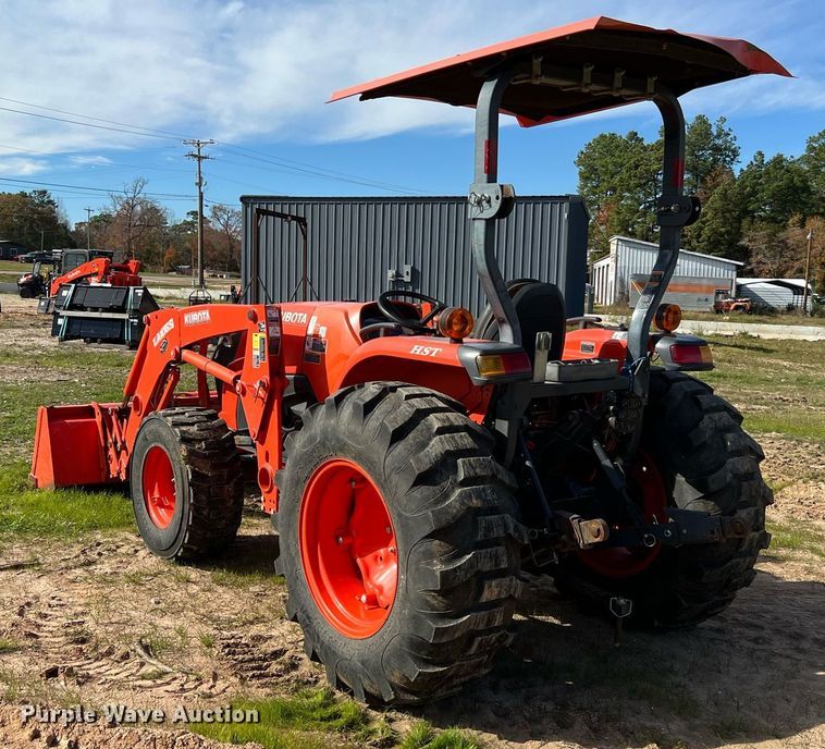 image for item MI9000 2018 Kubota MX5200HST  MFWD tractor