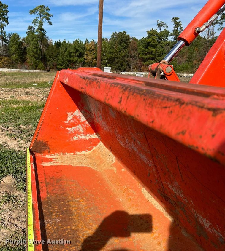 image for item MI9000 2018 Kubota MX5200HST  MFWD tractor