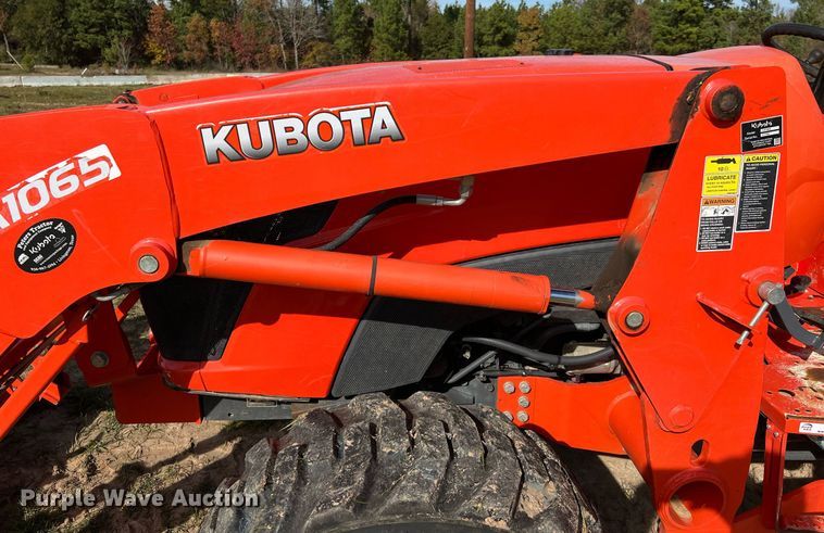image for item MI9000 2018 Kubota MX5200HST  MFWD tractor