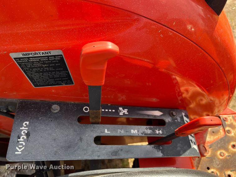 image for item MI9000 2018 Kubota MX5200HST  MFWD tractor