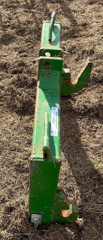 image for item MI9019 John Deere  three point quick attach