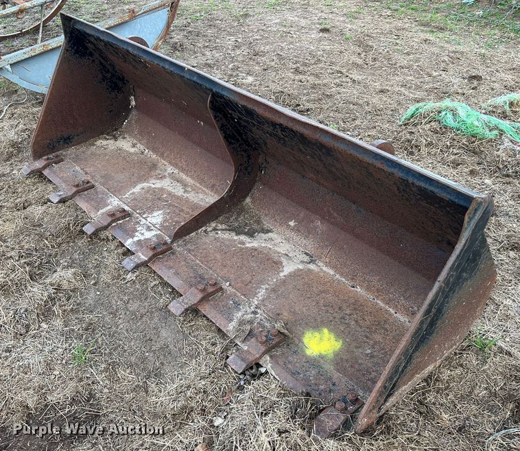 image for item MI9020 Loader bucket