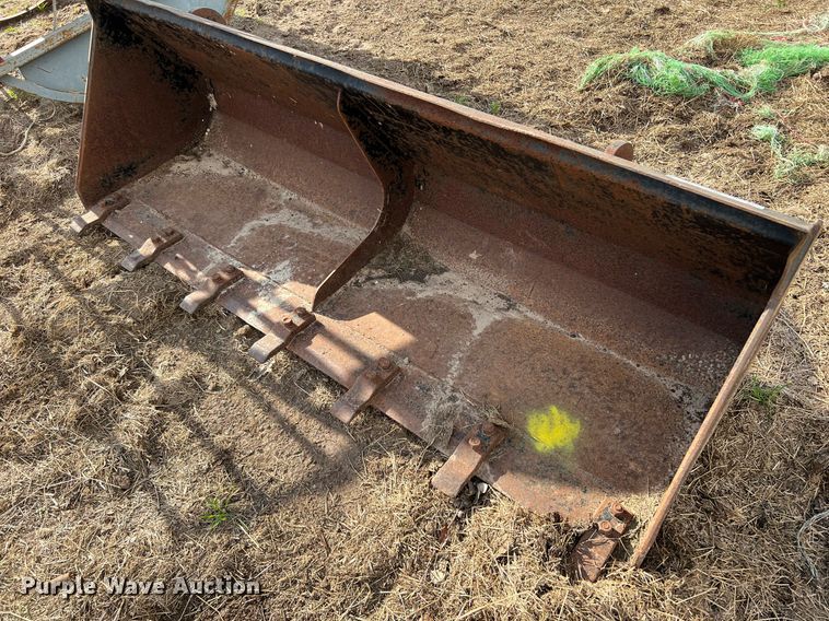 image for item MI9020 Loader bucket