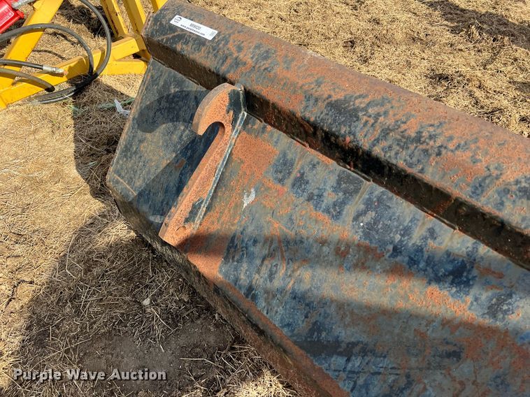 image for item MI9020 Loader bucket