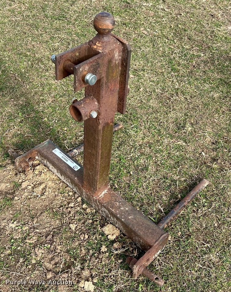 image for item MI9026 Three point hitch