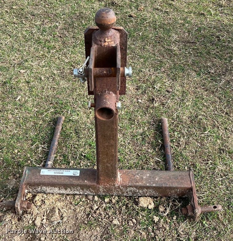 image for item MI9026 Three point hitch