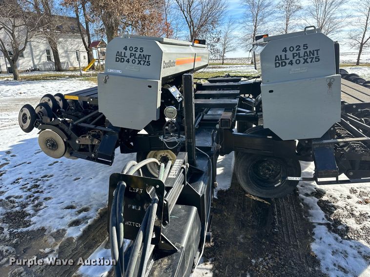 image for item NL9278 CrustBuster 4025 DD40x7.5  grain drill